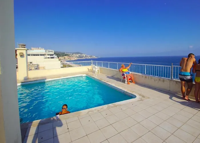 #40 Studio Luxembourg Promenade Swimmingpool Rooftop